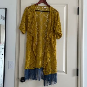 LuLaRoe lace kimono in gold.  Size small